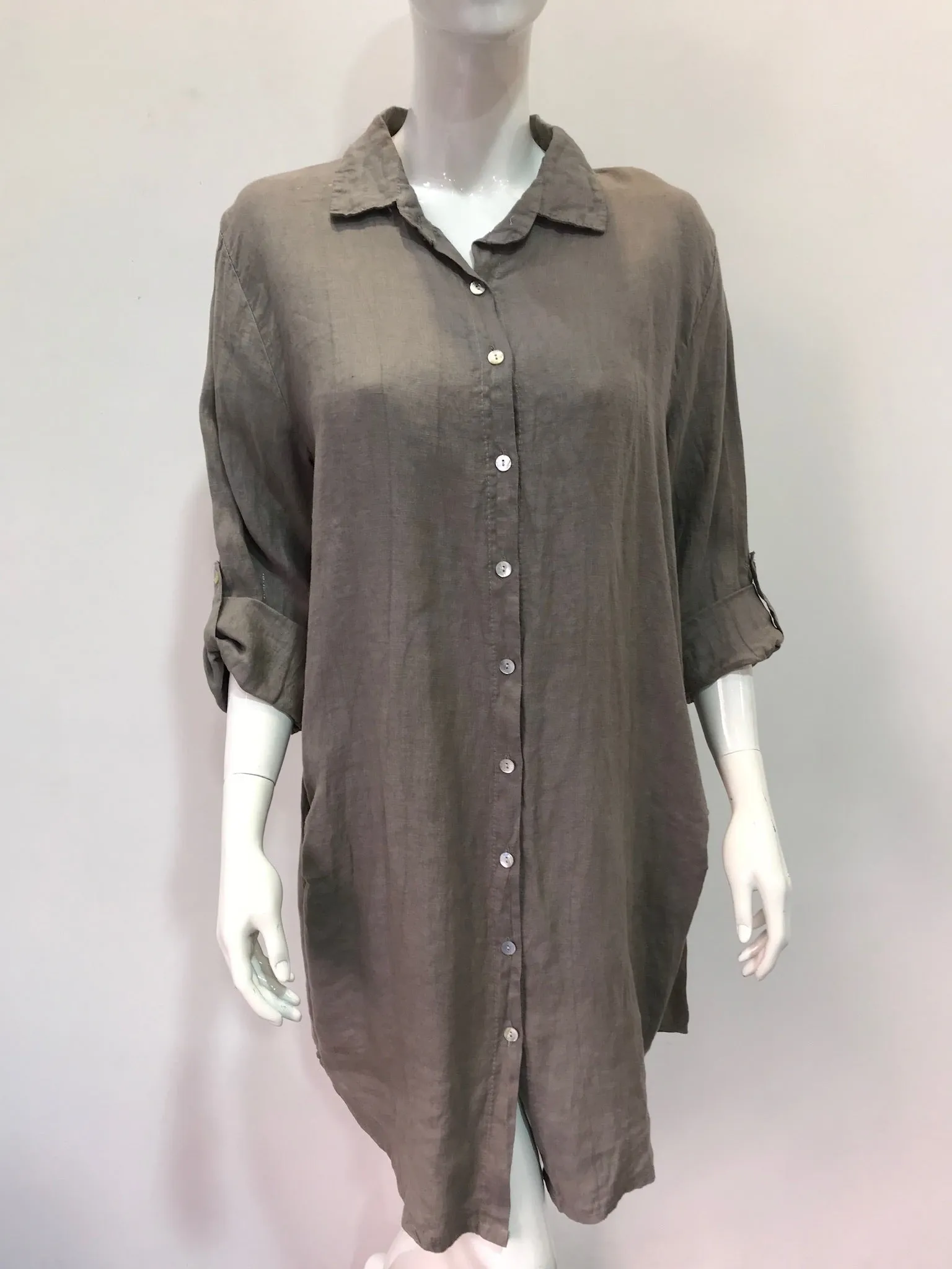 the Wailele  Linen shirt dress